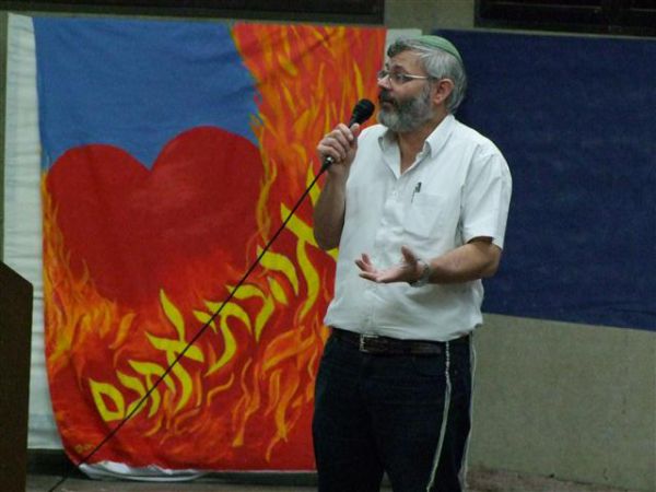 תלמידי ישיבות בני עקיבא מנצחים את היוונים