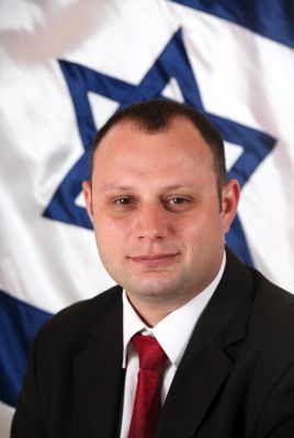 התשובה לחרם: יו"ר ועדת התרבות של הכנסת תושב אריאל