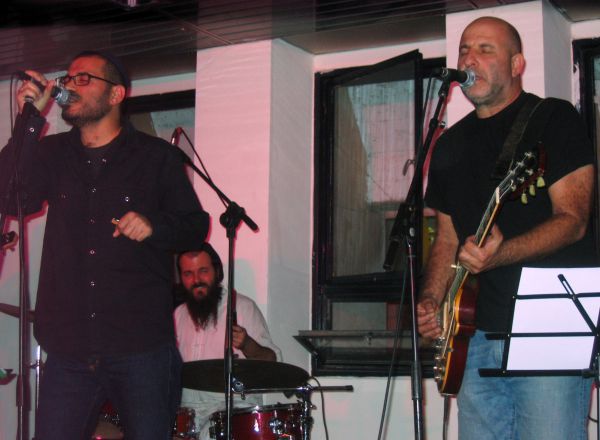 עמיר לב והמדרגות מחוספסים מבחוץ ורכים מבפנים