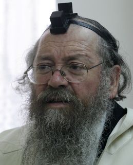 אחרי השריפה, יו"ר קק"ל בא לקבל ברכה מהרב בצרי