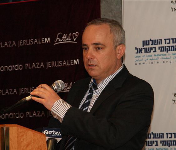 שר האוצר יובל שטייניץ מתנצל בפני הכבאים על התבטאותו