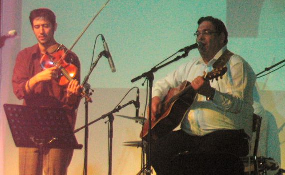 ניצן חן רזאל ו"האשכנזים" מארחים את הרב שי פירון