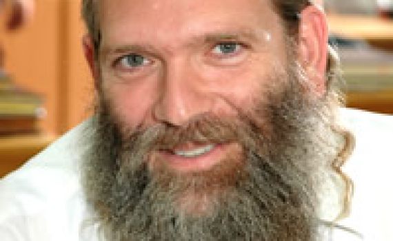 הרב אריה הנדלר: "לא צריך צנחנים, גם גבעתי זה טוב"