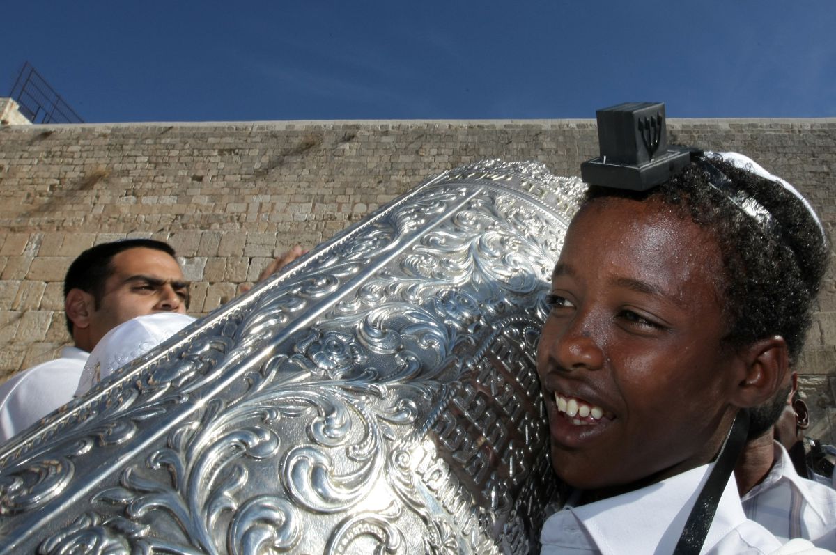 בר מצווה – איך עוברים את זה בלי נפגעים?