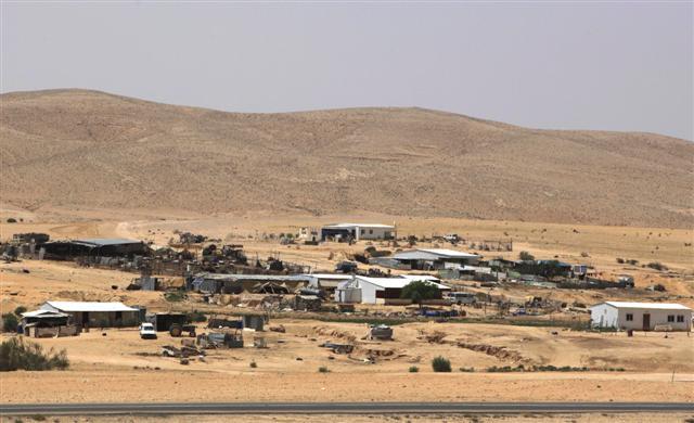 לוחם זכויות הבדואים – עבריין בניה שניהל עסק ללא רישיון