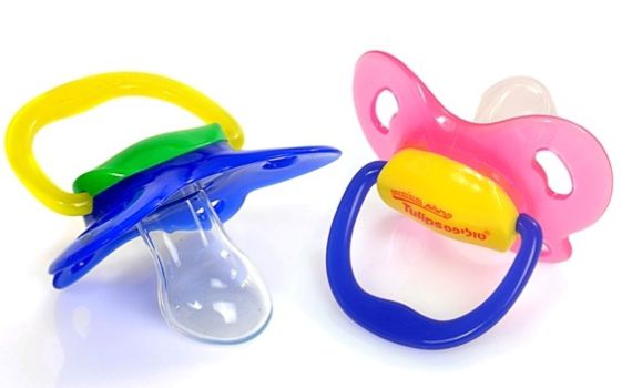 המדריך לבחירת המוצץ הנכון לתינוק שלכם