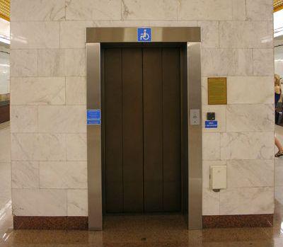 הרב ישראל רוזן: לא כל 'מעלית שבת' באמת שומרת שבת