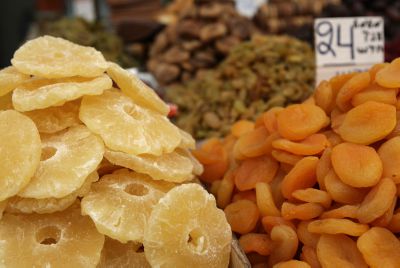 לקראת ט"ו בשבט: פירות יבשים למה וכמה?