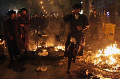 היעד הבא להפגנות העדה החרדית – מתחם קבר רשב"י