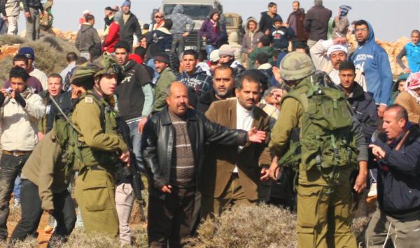 שני פצועים בהתפרעות של ערבים ליד המאחז אש-קודש