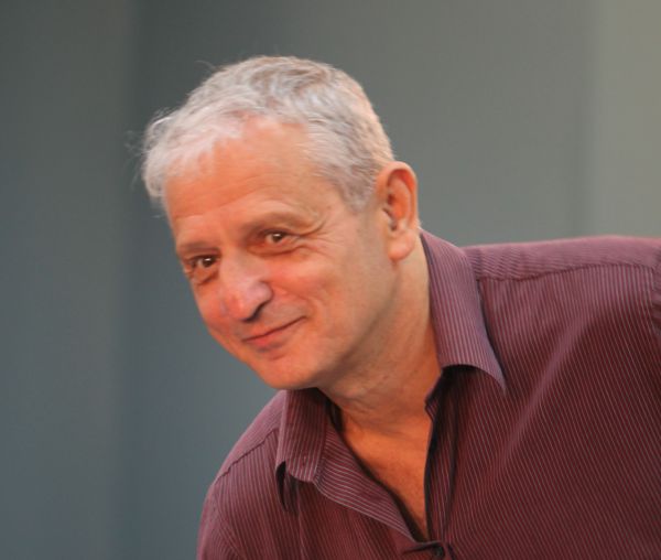 ח"כ יחימוביץ' נגד נחום ברנע: "שוביניסט, מתחנף לקצב"