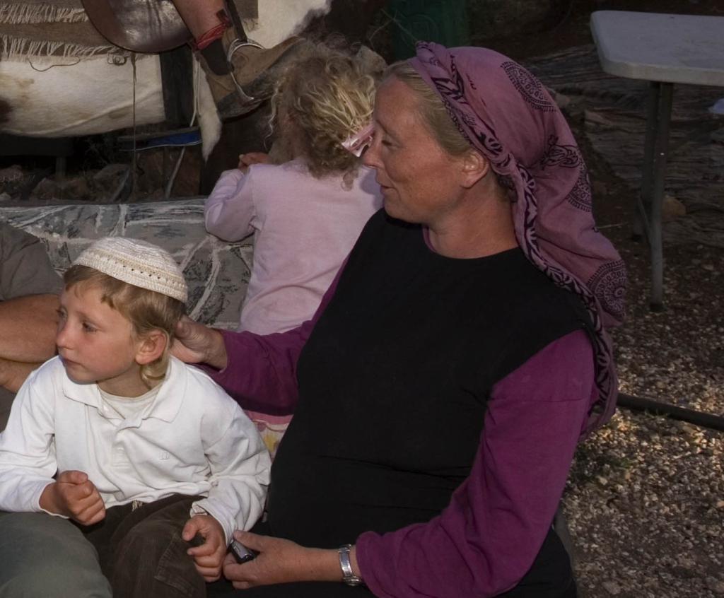 אלישבע פדרמן יוצאת במבצע גיוס שקלים