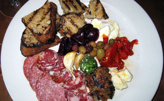 דיווח: בועידת ג'יי סטריט אפילו האוכל לא כשר