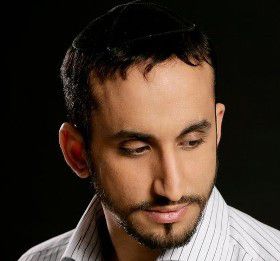 להאזנה: החדש של איציק אשל: "השם רק תודה"