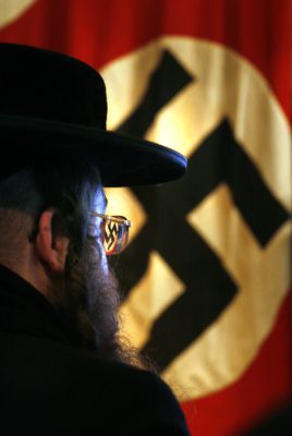 למרות הלן תומאס, יש אנטישמיות בעולם