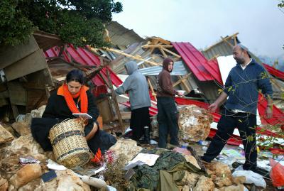 חמש משפחות נזרקו מהבית לפנות בוקר בקור מקפיא