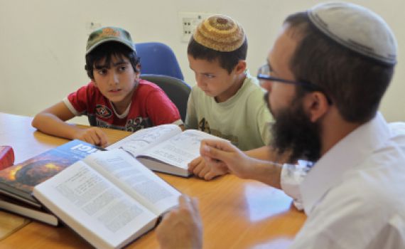 מצטייני החינוך הדתי: בתי ספר שלא מסננים תלמידים