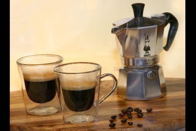 שו"ת: הרב, קפה שהופק מצואה של נמיות, זה כשר?