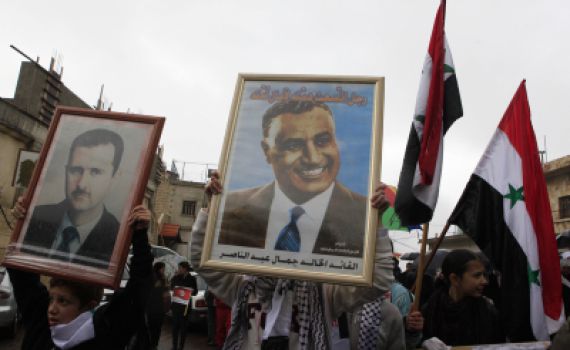 הדרוזים בגולן: דגלי סוריה ותמונות של אסאד ונאצר