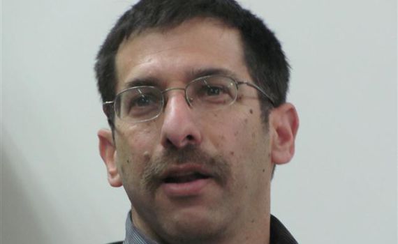 אורבך לשמאל: למה ביקור בקבר רבין כן, ובחברון לא?