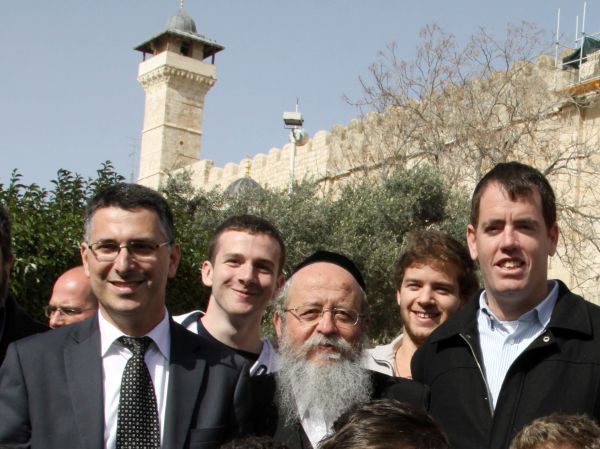 שר החינוך: נדאג שכל ילד יהודי בארץ יבקר בחברון