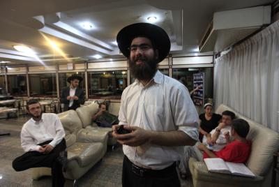 "על הממשלה להשתתף במימון אבטחת בתי חב"ד בעולם"