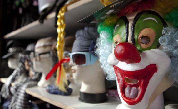 חיים ולדומירסקי ב'עולם קטן': החיפוש שאינו נגמר