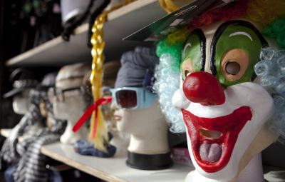 חיים ולדומירסקי ב'עולם קטן': החיפוש שאינו נגמר