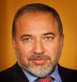 עורך 'ארץ נהדרת': "אביגדור ליברמן הוא פשיסט"