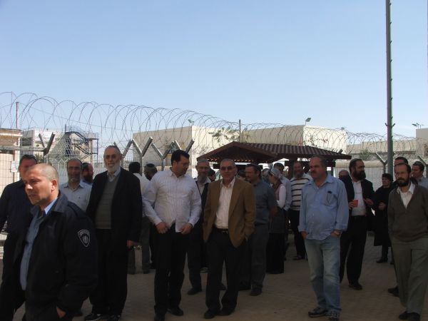 ראשי ישיבות בני עקיבא מאחורי הסורגים