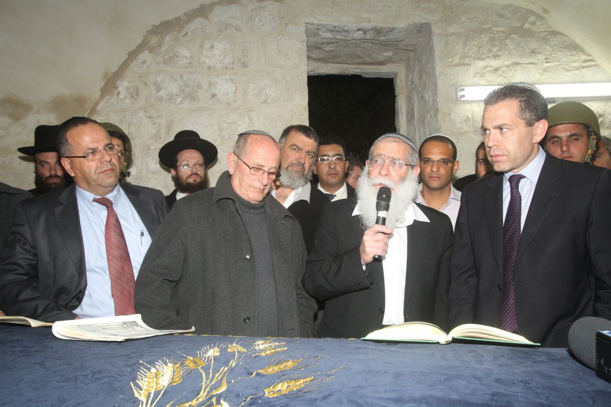 ארדן: השטחים הכבושים? "קבר יוסף נקנה בכסף מלא"