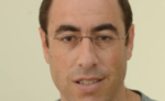 קלמן ליבסקינד נרגם באבנים ע"י ערבים במושב גמזו