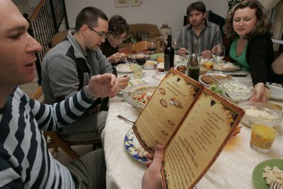 כולנו מסובים: 93% מהציבור חוגג את ליל הסדר