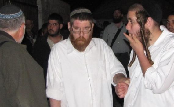 משפחת לבנת קמה מהשבעה ועלתה לתפילה בקבר יוסף