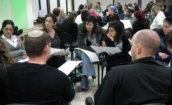 מאות דתיים וחילונים בהקרנת הסרט "התליין"