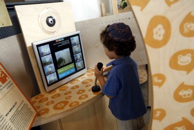 מחשבים בחופש הגדול: זהירות מהסכנות ברשתות החברתיות