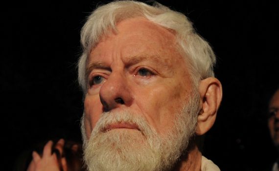 אורי אבנרי: במתפרעים סורים יורים ובמתנחלים לא