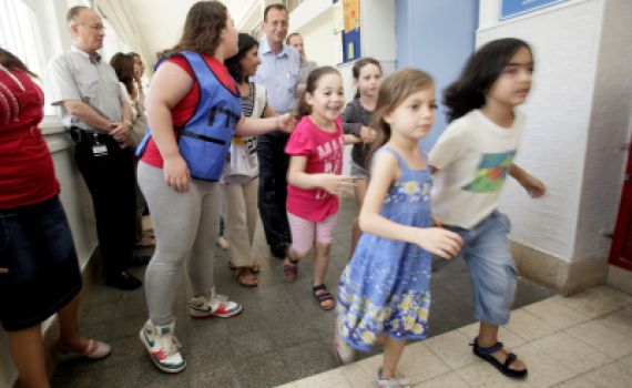 הציבור מתבקש לתרגל ירידה למרחבים ממוגנים