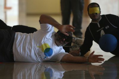 חובה לראות: ח"כים מפסידים לעיוורים בכדור-שער