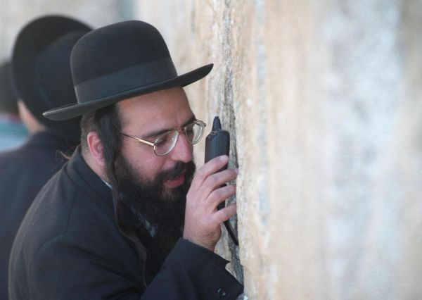 פיקוד העורף והרבנים יפרצו את הטלפונים ה'כשרים'