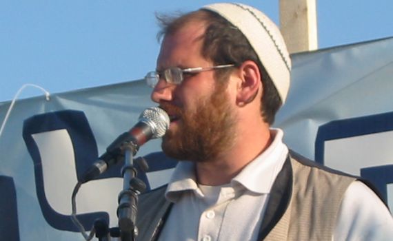 להאזנה: הסינגל החדש  של אהרן רזאל "ותחזינה עינינו"