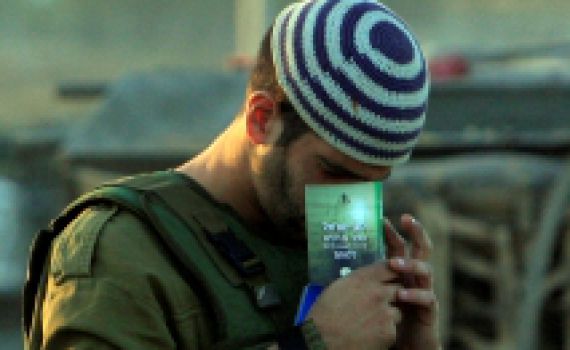 חיילים ממסלול ההסדר עזבו נופש צבאי בגלל נוכחות חיילות