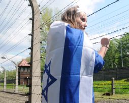 משרד החינוך יסבסד מסעות לפולין לתלמידים מעוטי יכולת