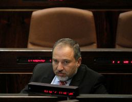 דעה: טוב שחוק ועדות החקירה לא עבר בכנסת