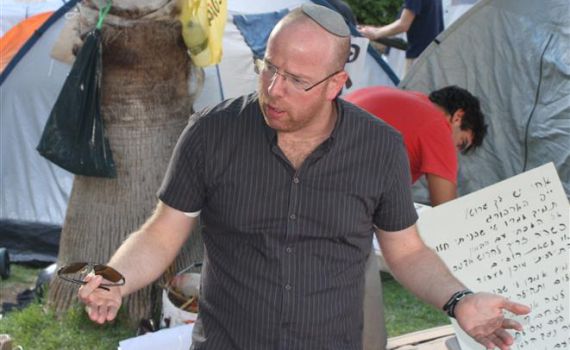 מחנכים את השובתים במאהל: כך תמנעו מנפילה כלכלית