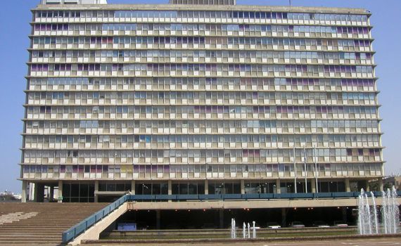 עובדים דתיים בעיריית תל אביב: "אנו חוששים מאפליה תעסוקתית על רקע אמונתנו"