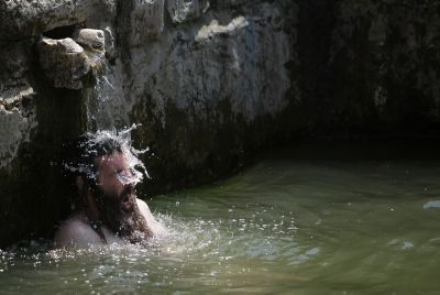 בין הזמנים: שלוש המלצות לטיולי מעיינות בצפון