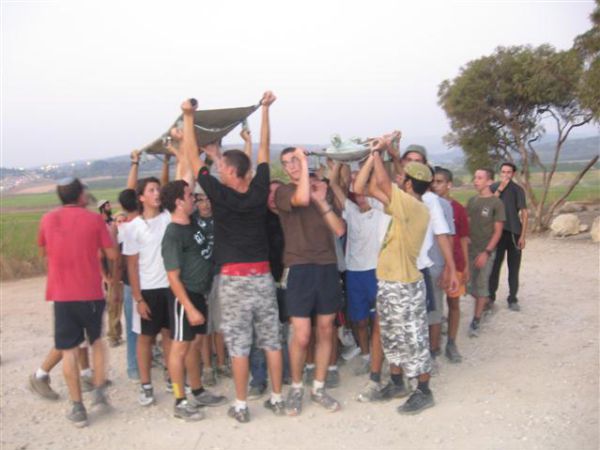 'מובחרי השומרון' סיימו שנה במסע אלונקות בלטרון