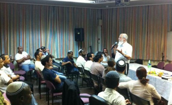 גם המועמדים לגיור מתכוננים לקראת החגים