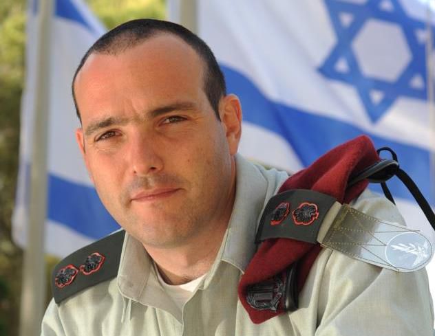 צפו: הדלקת נרות עם החזן הצבאי הראשי ומקהלת הרבנות